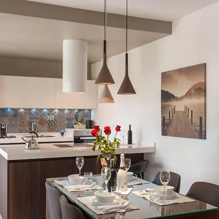 阿尔巴旅馆 招待所 4*