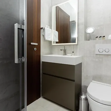 Alba 4*