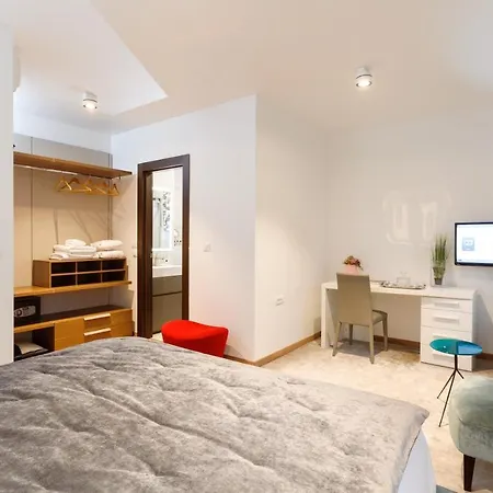 阿尔巴旅馆 招待所 斯普利特